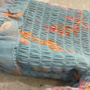 French Connection 
Woman’s Diana Off the Shoulder 
Midi Dress Blue Floral Size 2